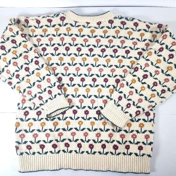 Winona Knits Sweaters - Adorable vintage knit sweater